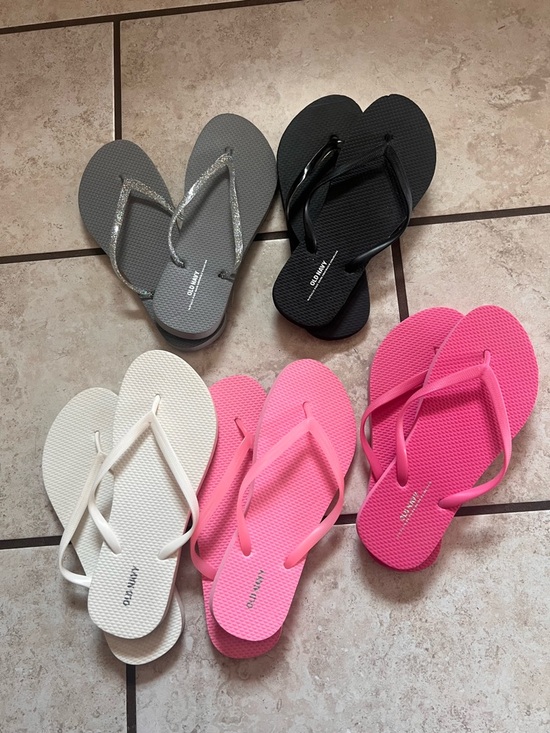 Old Navy Shoes - Old Navy Flip Flop 5-Pack in Black, Gray, White & Pink Shades